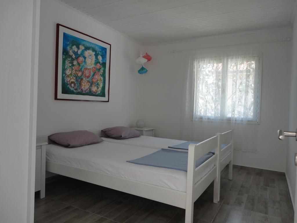 Apartment Rados Nin Esterno foto