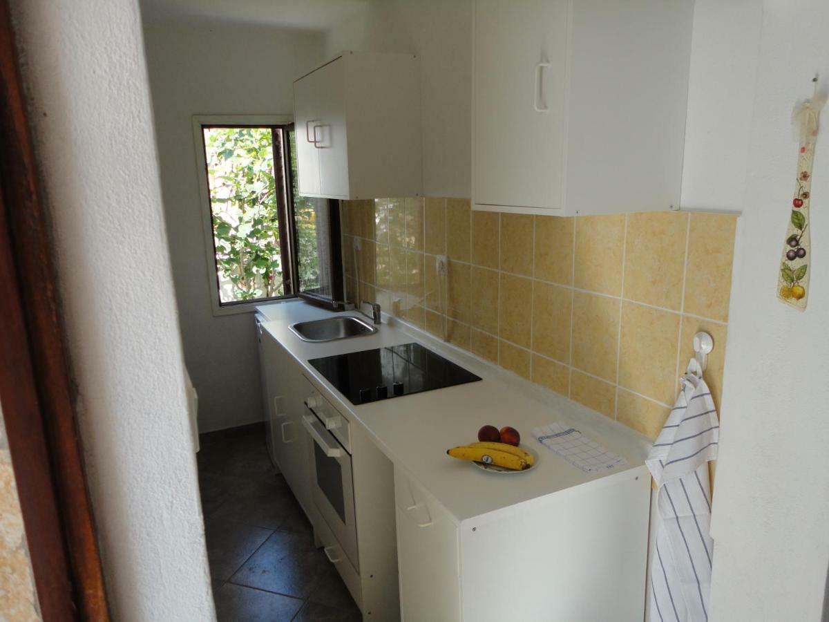 Apartment Rados Nin Esterno foto